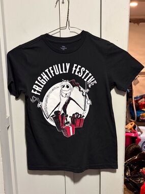 Kids the nightmare before Christmas shirt size m